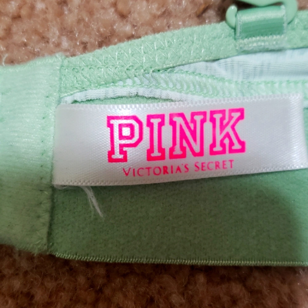 Victoria Secret Bra - Picture 4 of 4